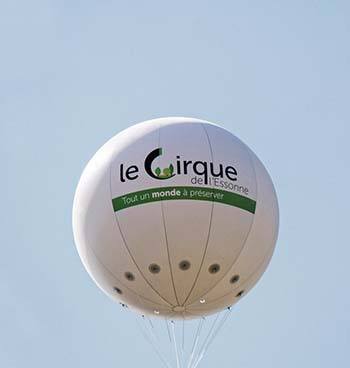 Un ballon hélium pour promouvoir votre publicité.